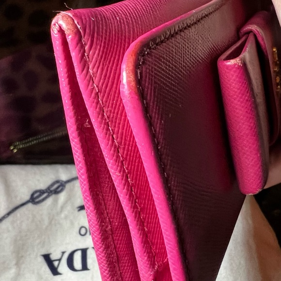 Prada Saffiano Leather Bow Wallet Pink - Picture 15 of 16